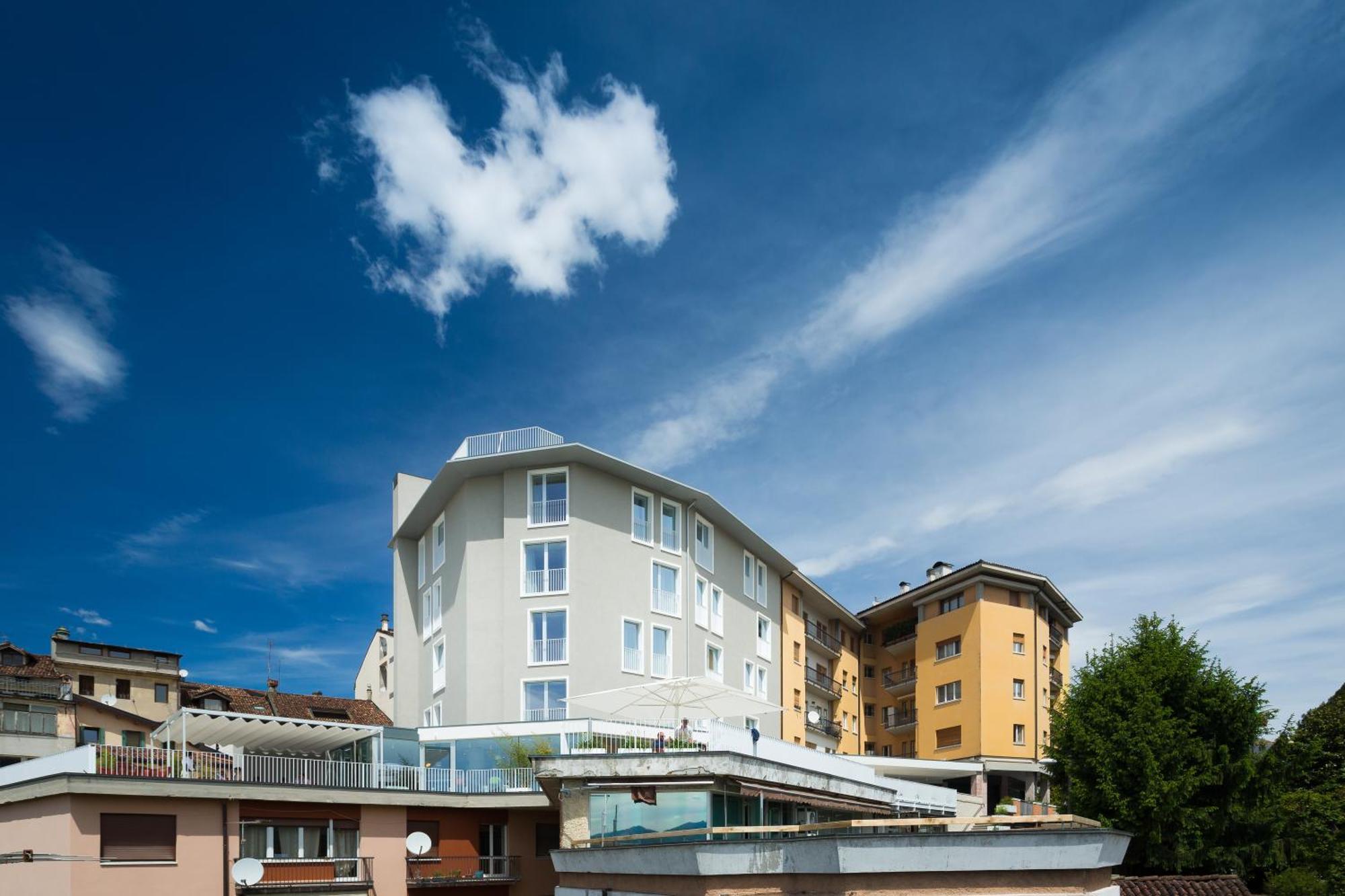 Suites Hotel Astor Belluno Kültér fotó